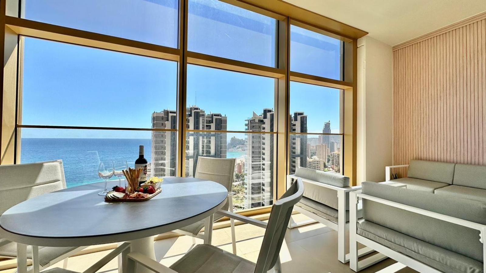 Intempo Residence By Leo Apartments Benidorm Exteriör bild